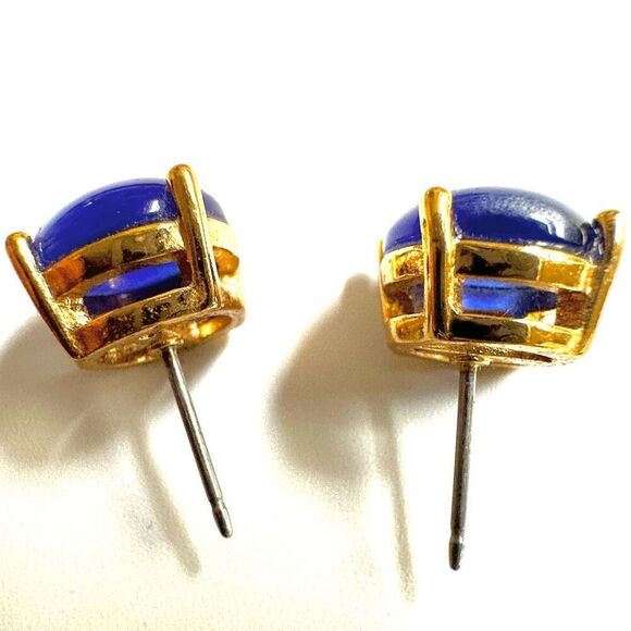 Blue and gold tone post earrings - Picture 6 of 6
